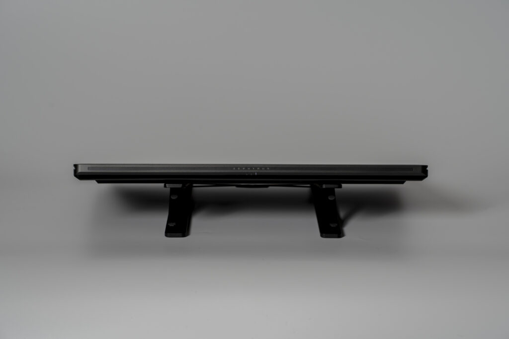 ROG-ZEPHYRUS-G16_背面