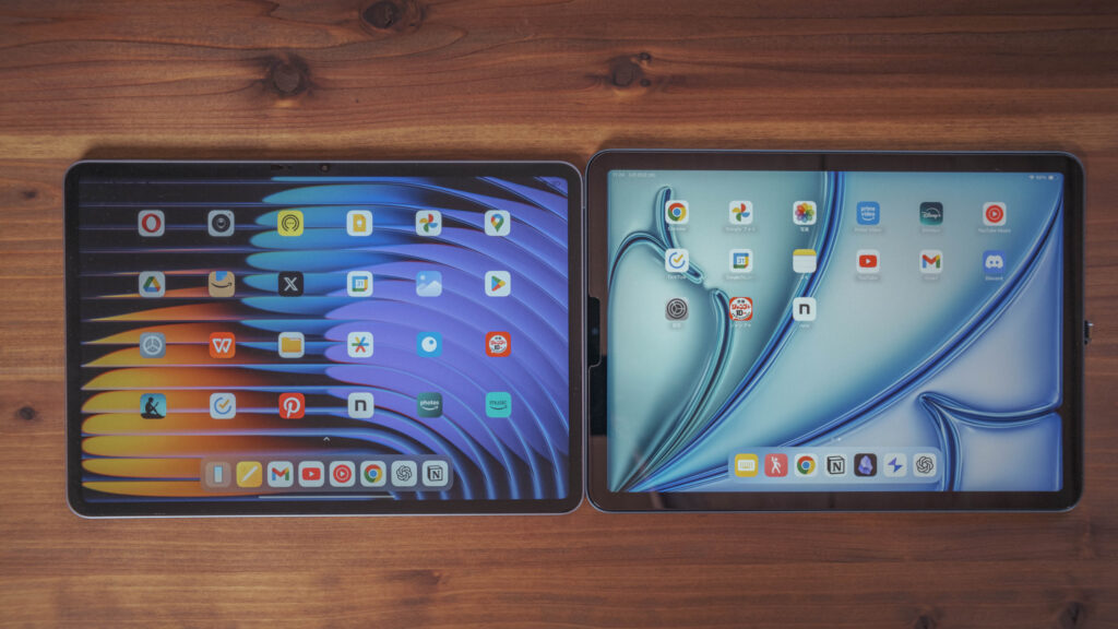 iPadとXiaomiPad7のホーム画面比較画像