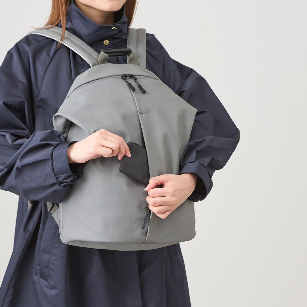正面から取り出しているところ
